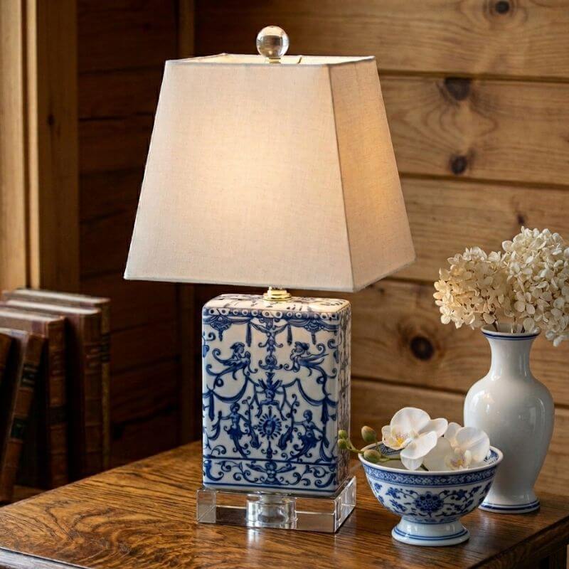 Lamp B/W Porcelain Euro Style Crystal Base
