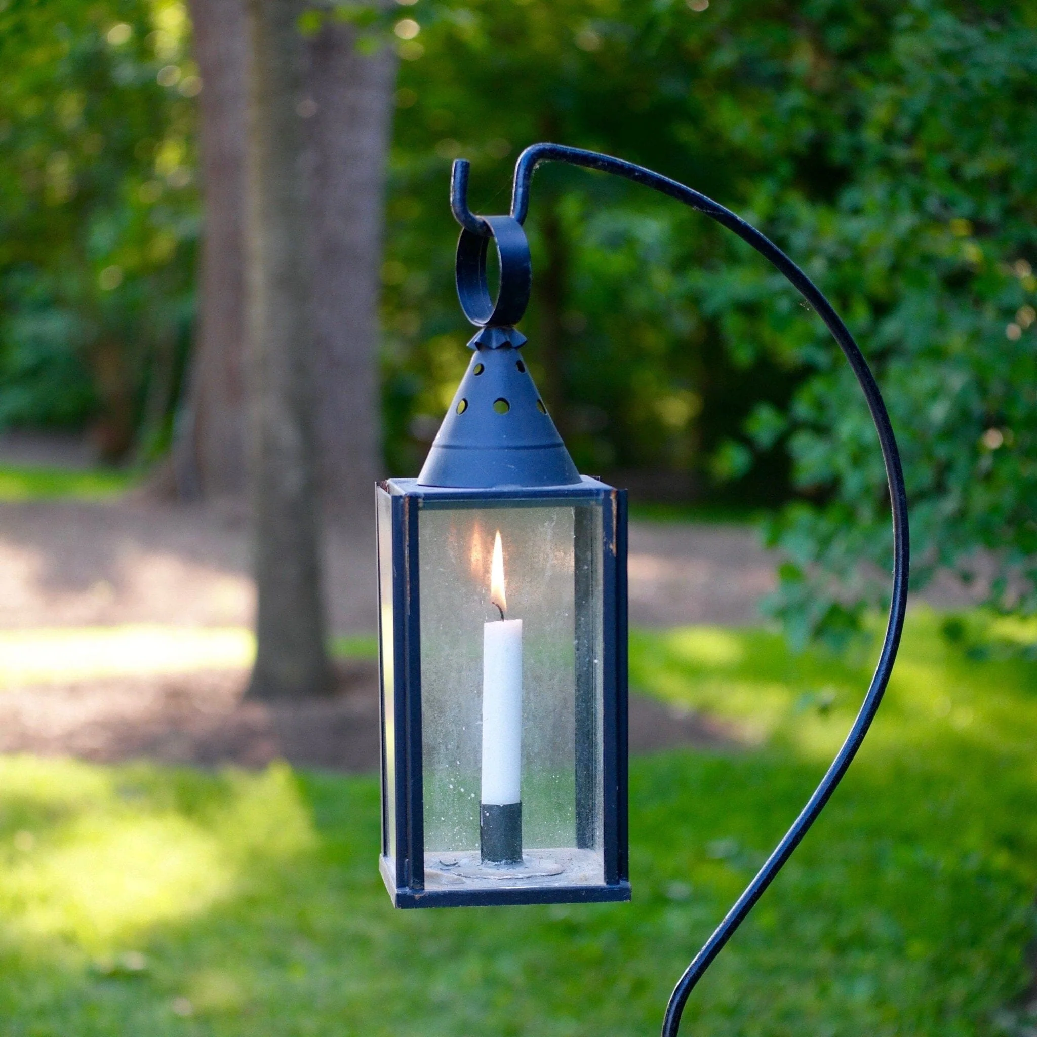 Mount Vernon Colonial Black Lantern - Image 2